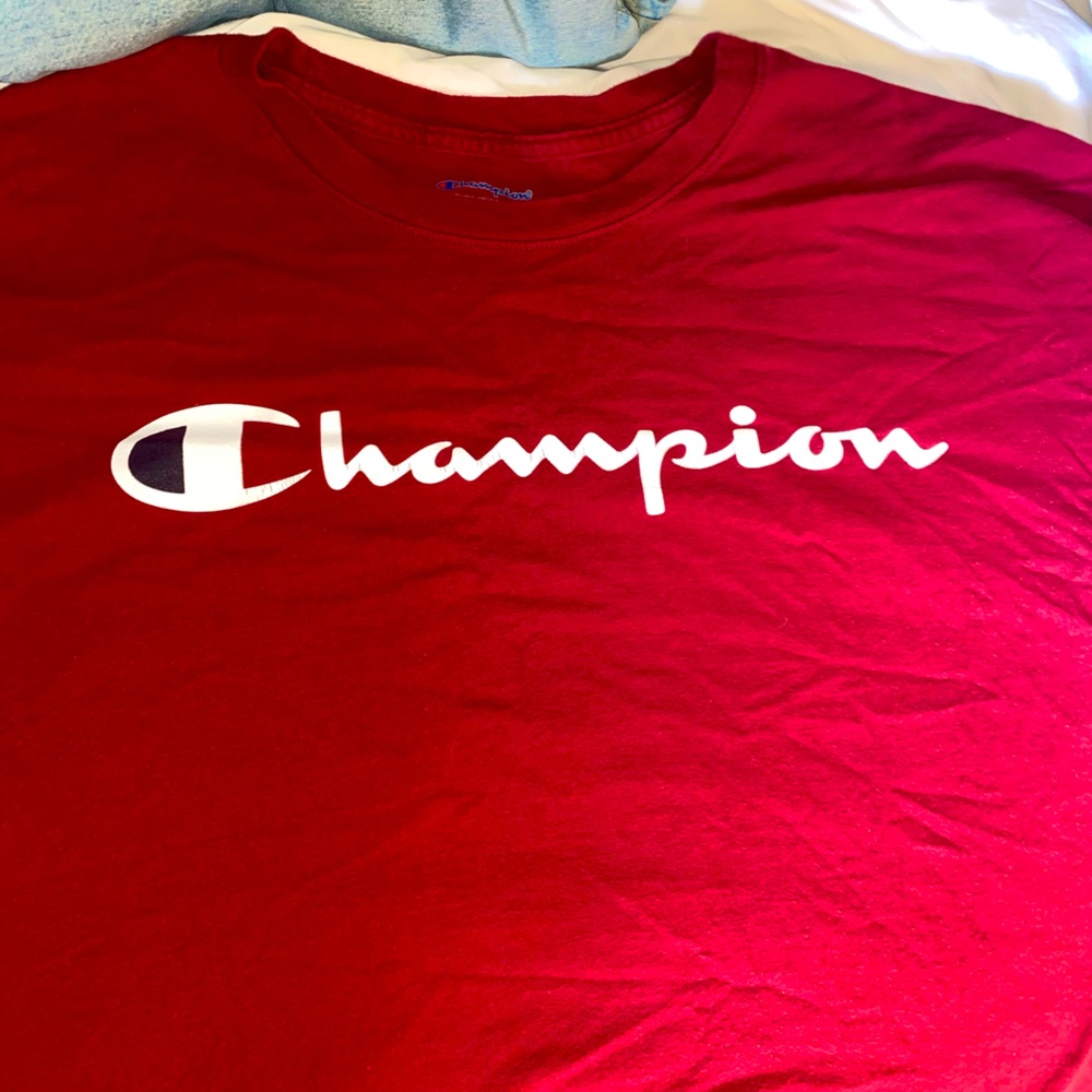 Champion t shirt